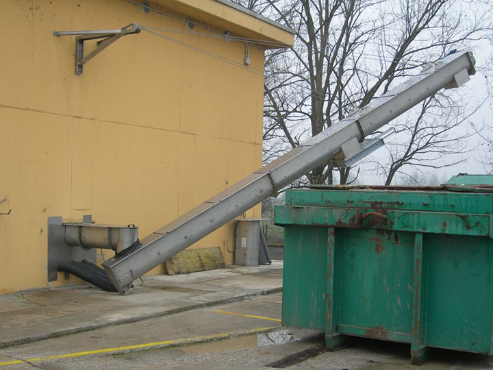 U型螺旋輸送機(jī)的承壓能力有限，不適合輸長(zhǎng)距離輸送